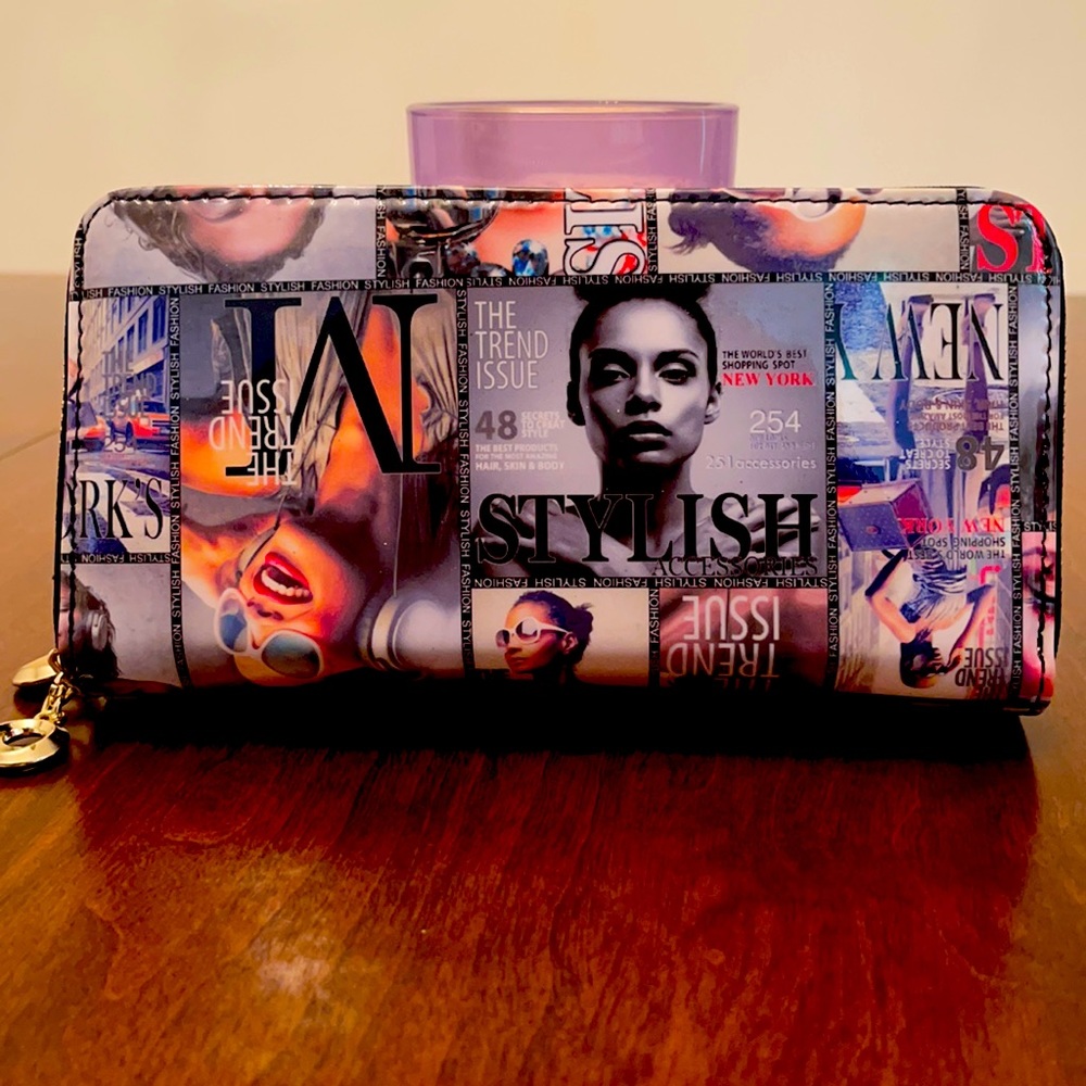 Stylish Magazine wallet/clutch-new without tags